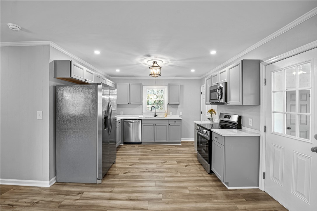 318 Elljean Road Easley, SC 29640 - Photo 19 of 37