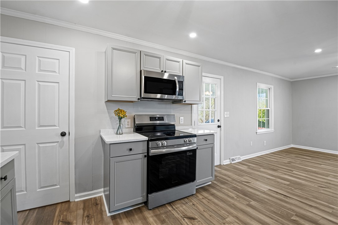 318 Elljean Road Easley, SC 29640 - Photo 20 of 37