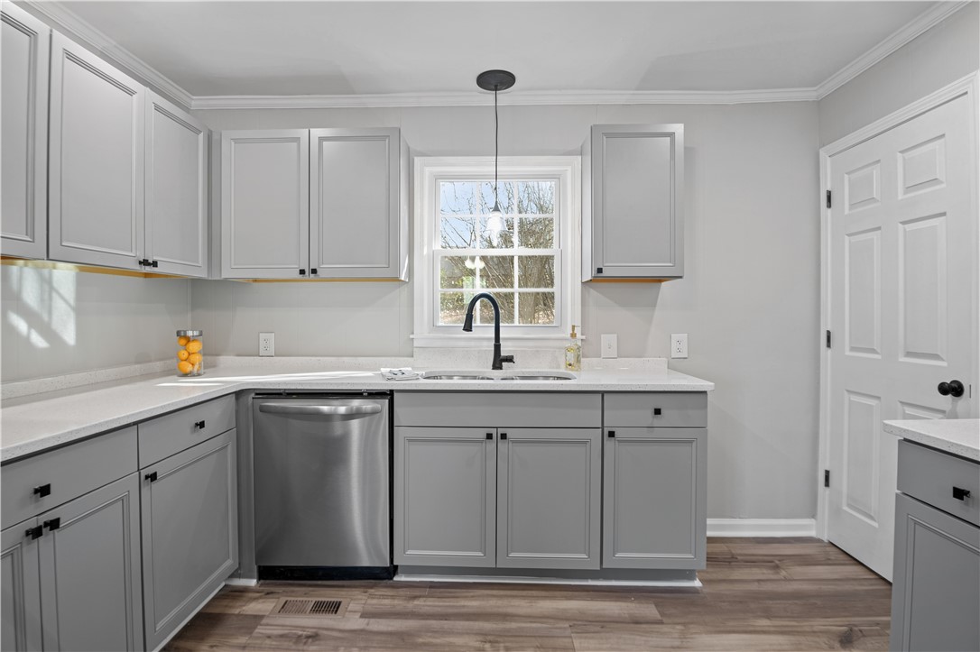 318 Elljean Road Easley, SC 29640 - Photo 22 of 37