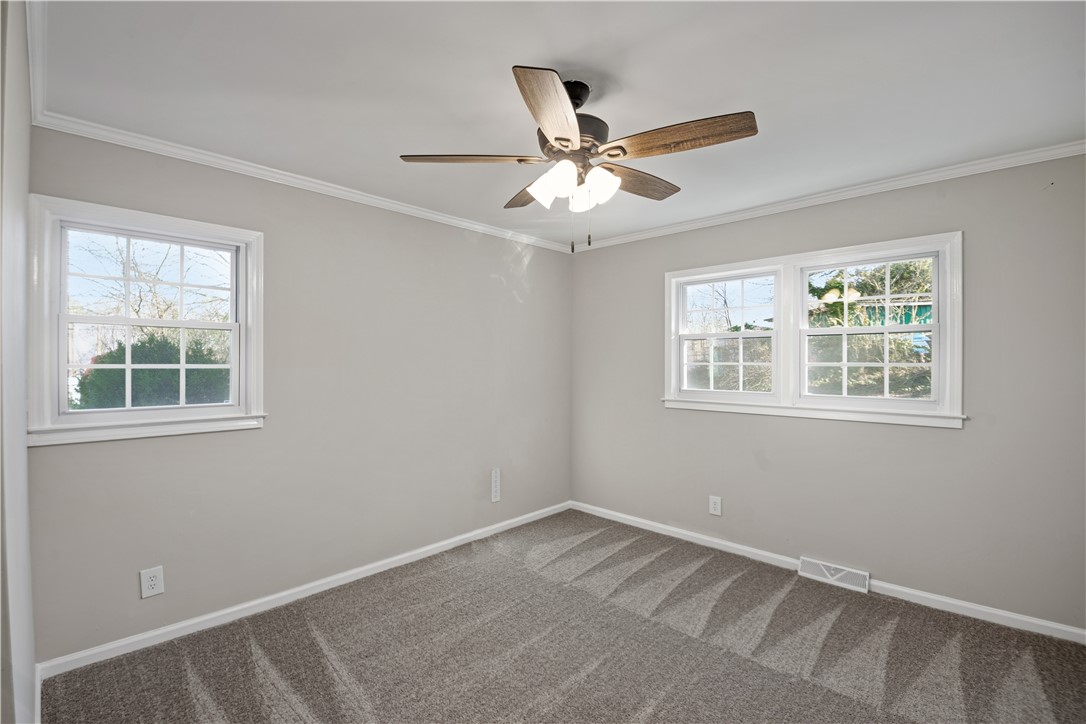 318 Elljean Road Easley, SC 29640 - Photo 29 of 37