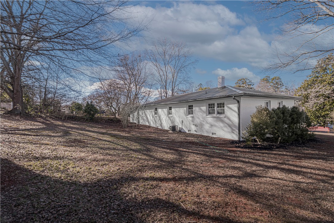 318 Elljean Road Easley, SC 29640 - Photo 6 of 37