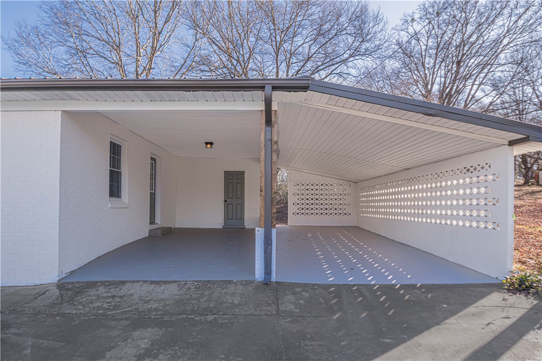 318 Elljean Road Easley, SC 29640 - Photo 10 of 37