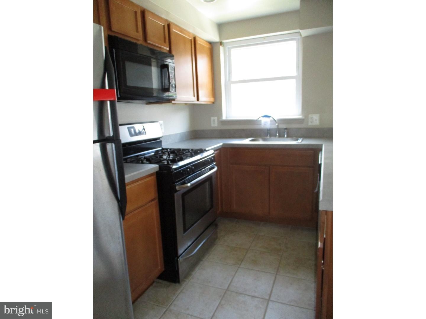 1565 Beverly Road Philadelphia, PA 19138 - Photo 11 of 24 Gallery Image 11