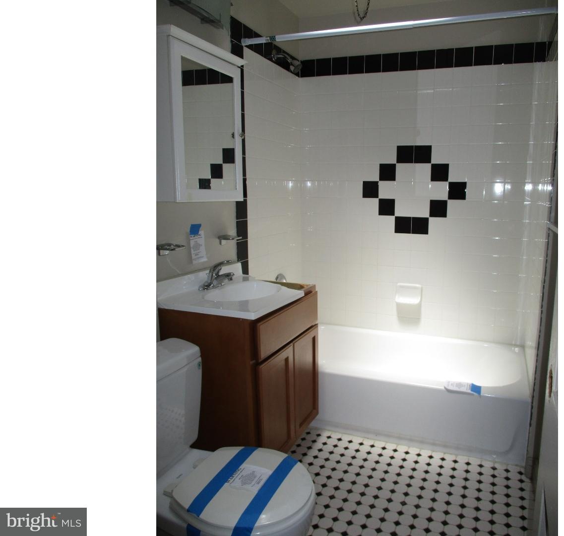 1565 Beverly Road Philadelphia, PA 19138 - Photo 19 of 24 Gallery Image 19