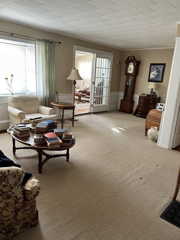 20 Shawmut Avenue New Bedford, MA 02740 - Photo 14 of 29 a living room with furniture and a window