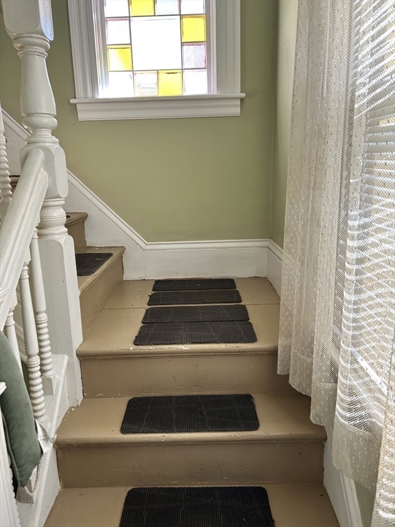 20 Shawmut Avenue New Bedford, MA 02740 - Photo 20 of 29 a living room with furniture and a window