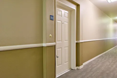 $950,000 | 12372 Carmel Country Road, Unit 207, San Diego, CA 92130