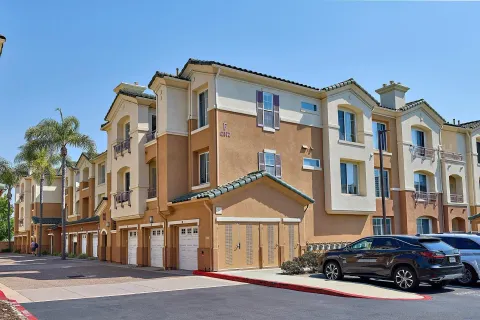 $950,000 | 12372 Carmel Country Road, Unit 207, San Diego, CA 92130
