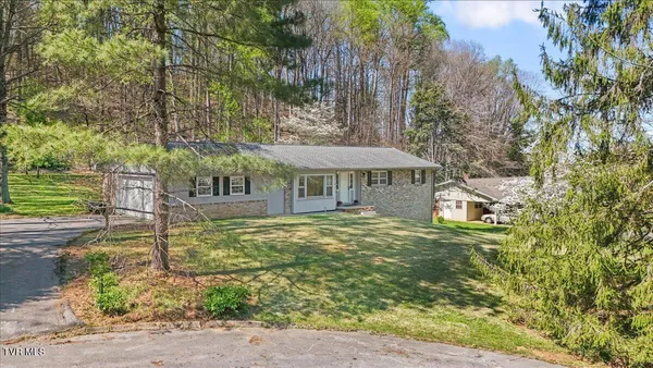 $375,000 | 4 Okeechobee Drive, Johnson City, TN 37604