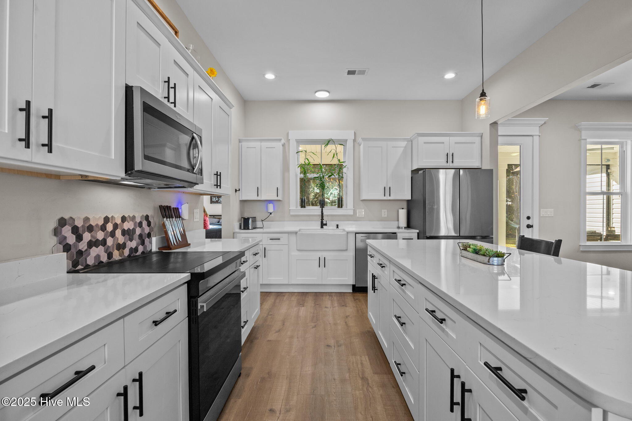 145 Boundary Loop Road Northwest Calabash, NC 28467 - Photo 12 of 39 46-web-or-mls-IMG_3770