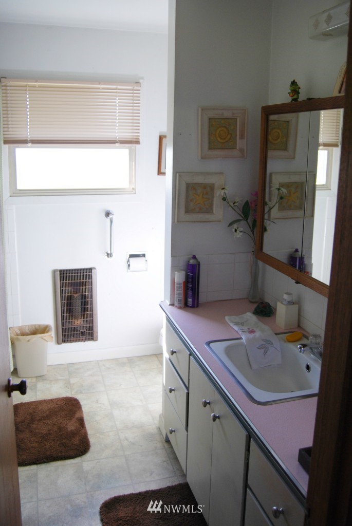 9166 Bayview Edison Road Bow, WA 98232 - Photo 12 of 15 Gallery Image 12