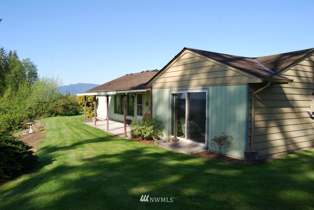 9166 Bayview Edison Road Bow, WA 98232 - Photo 14 of 15 Gallery Image 14