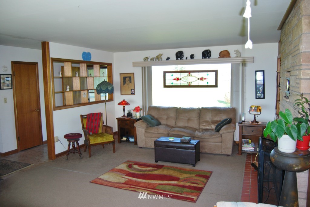9166 Bayview Edison Road Bow, WA 98232 - Photo 3 of 15 Gallery Image 3