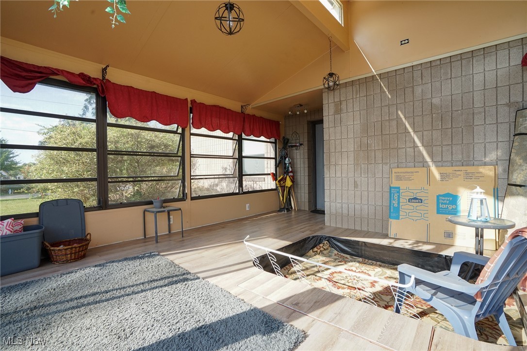 898 East Calla Road Youngstown, OH 44514 - Photo 23 of 29 Gallery Image 23