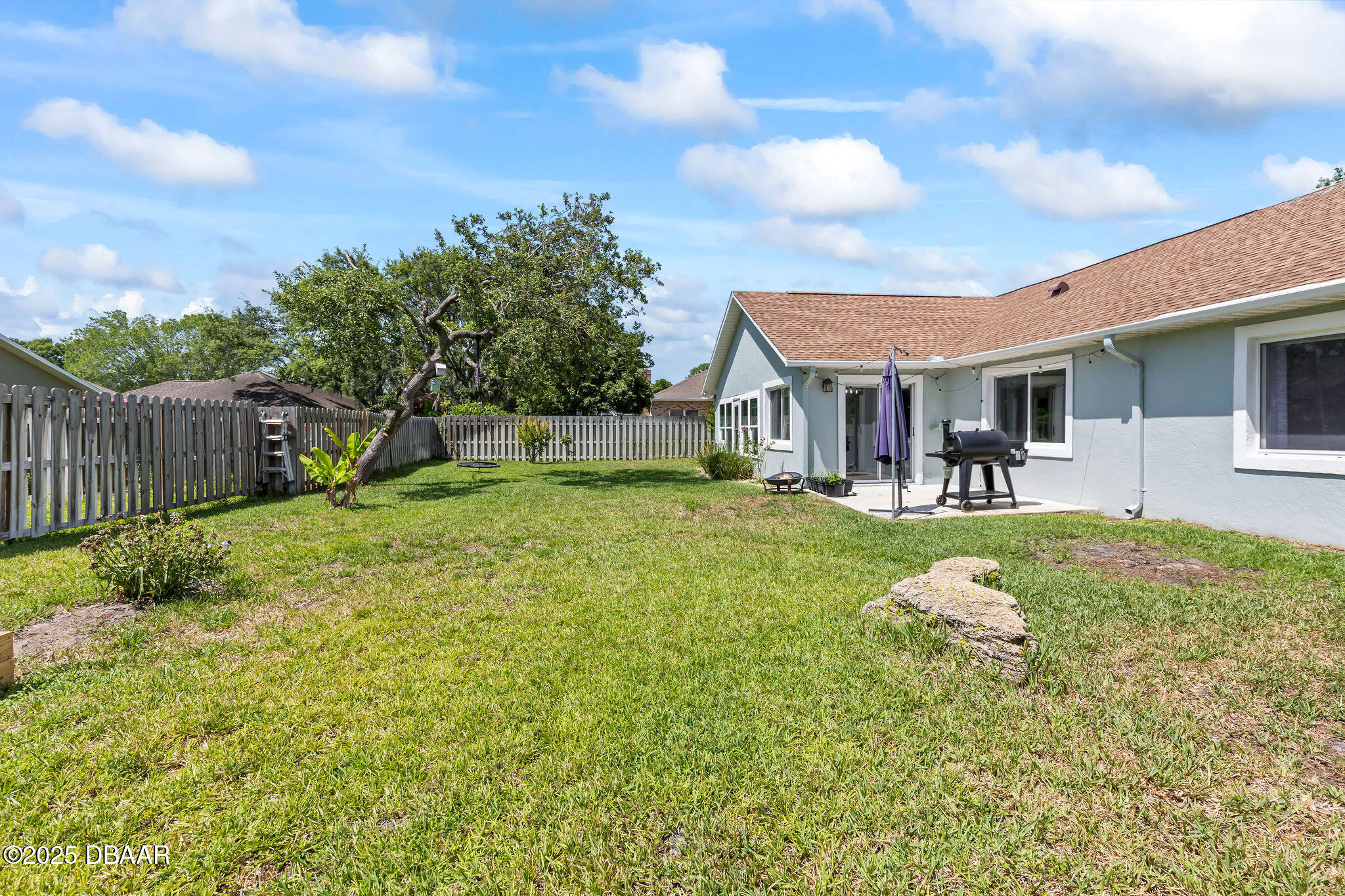 35 China Moon Drive Ormond Beach, FL 32174 - Photo 40 of 40 a front view of a house with garden