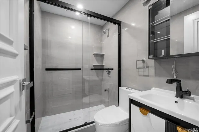 $3,190,000 | 140-07 32nd Avenue | Flushing