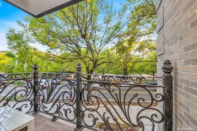 $3,190,000 | 140-07 32nd Avenue | Flushing