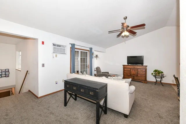 $1,550 | 505 Lawson School Road, Unit 4, Delavan, WI 53115