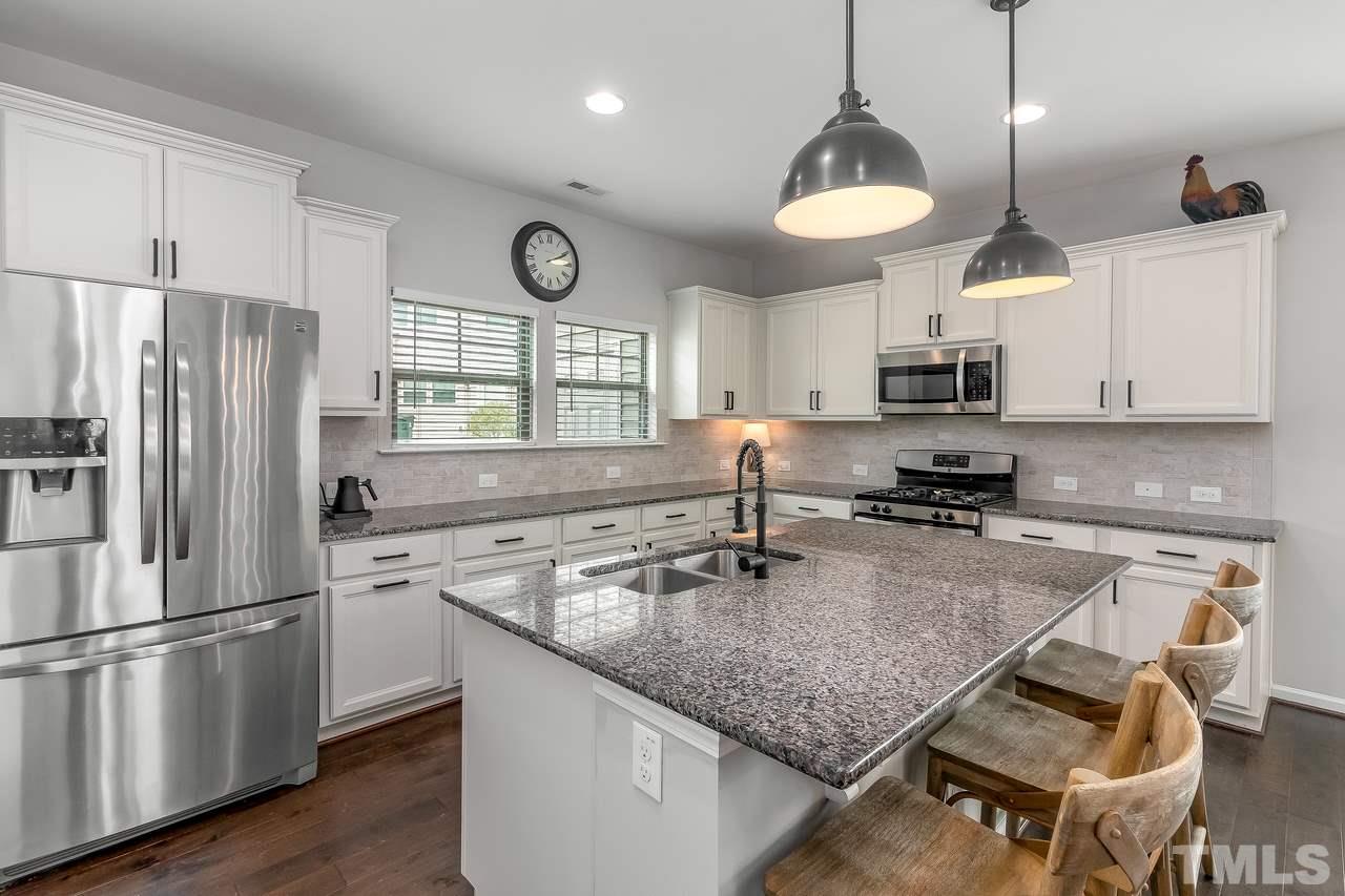 1147 Metropolitan Drive Durham, NC 27713 - Photo 9 of 30