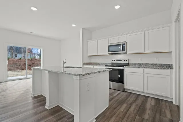 $308,540 | 3115 Diamond Vw Lane, Angleton, TX 77515