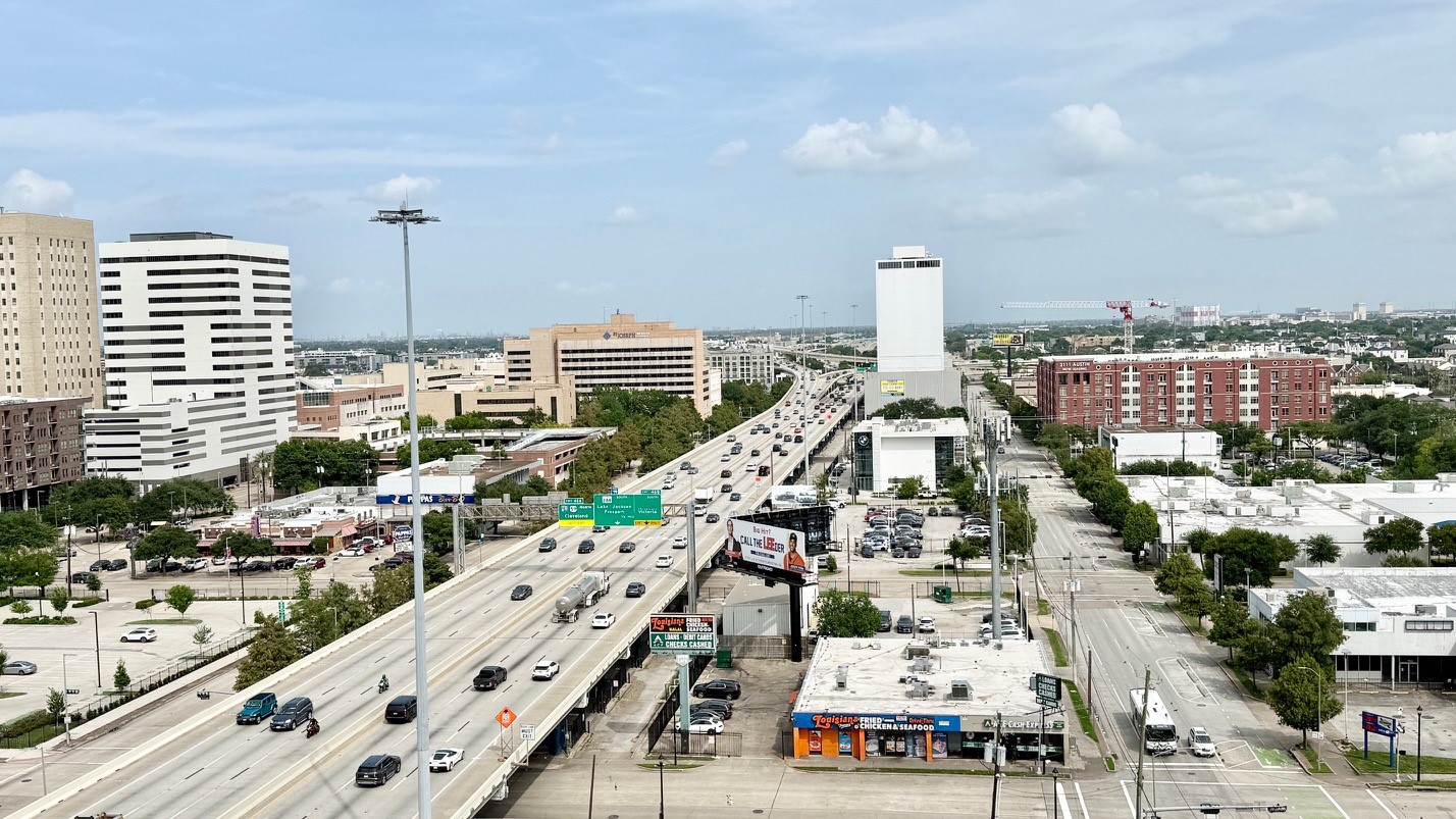 2016 Main Street, Unit 1202 Houston, TX 77002 - Photo 24 of 25 Gallery Image 24