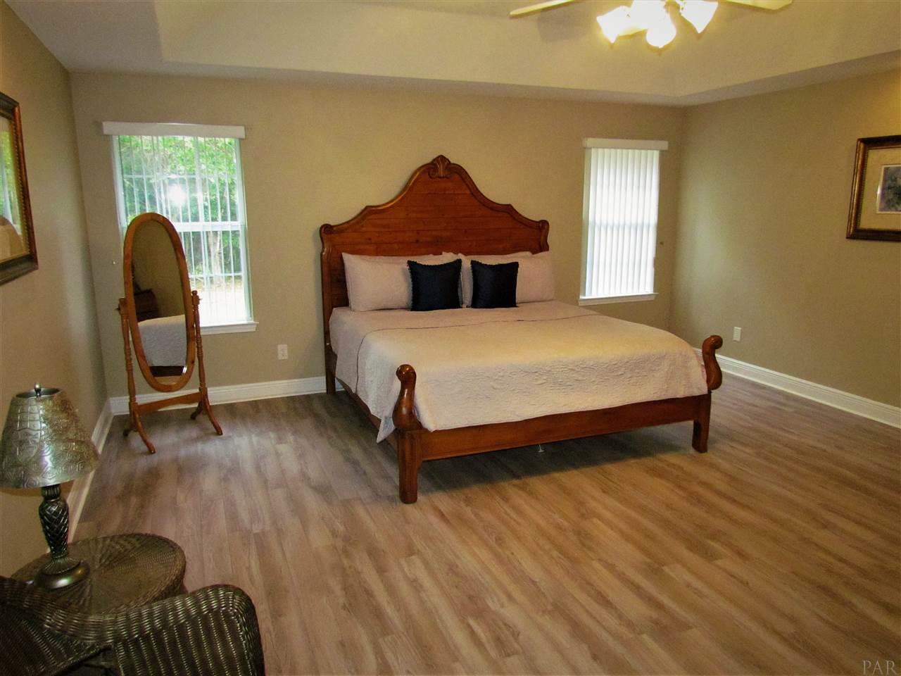 16220 Innerarity Point Road Pensacola, FL 32507 - Photo 30 of 45 Gallery Image 30