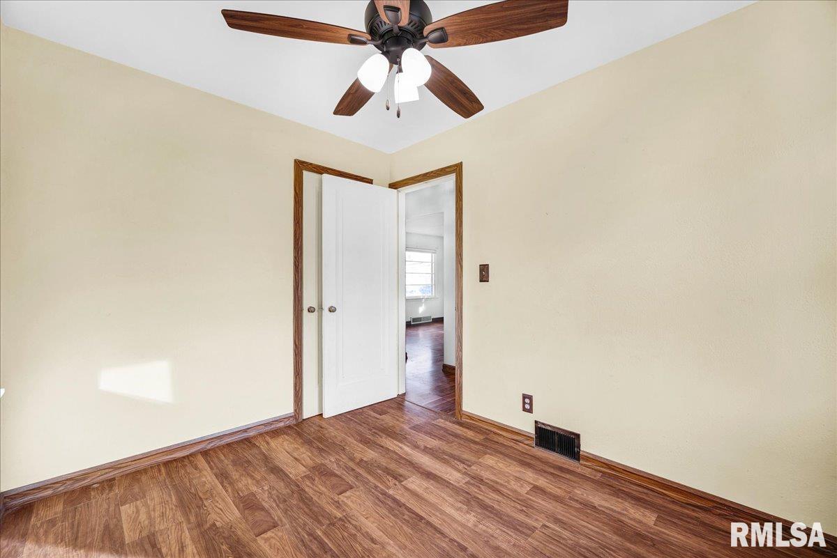 2304 West Proctor Street Peoria, IL 61605 - Photo 11 of 24