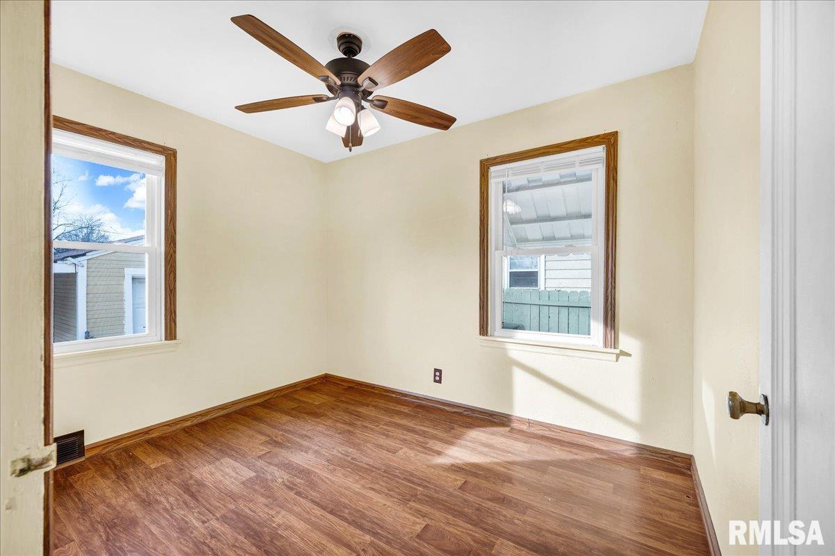 2304 West Proctor Street Peoria, IL 61605 - Photo 10 of 24