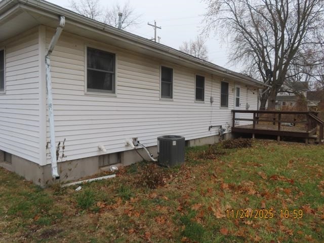 460 West Gridley Street Bushnell, IL 61422 - Photo 23 of 30 a view of a house with backyard and sitting area