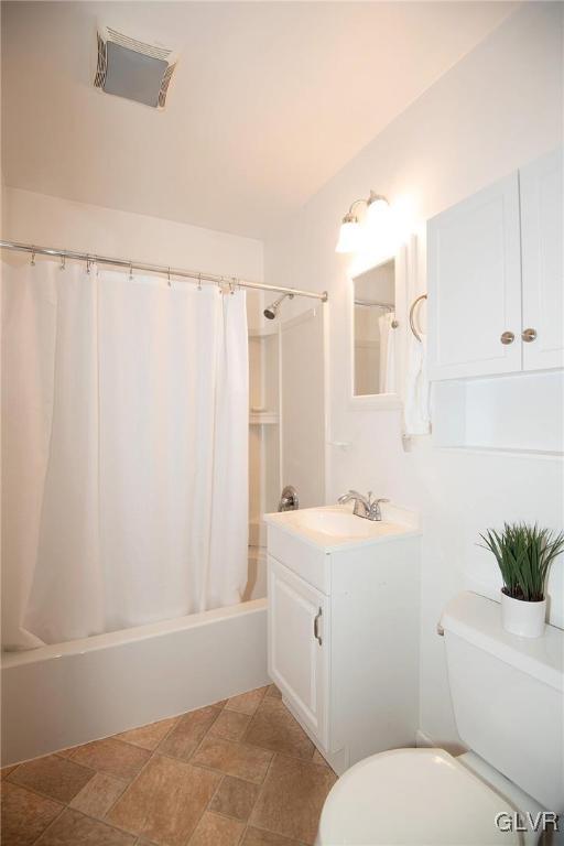 3003 Cornwall Road Bethlehem, PA 18017 - Photo 13 of 27 a bathroom with a sink a toilet a mirror and shower