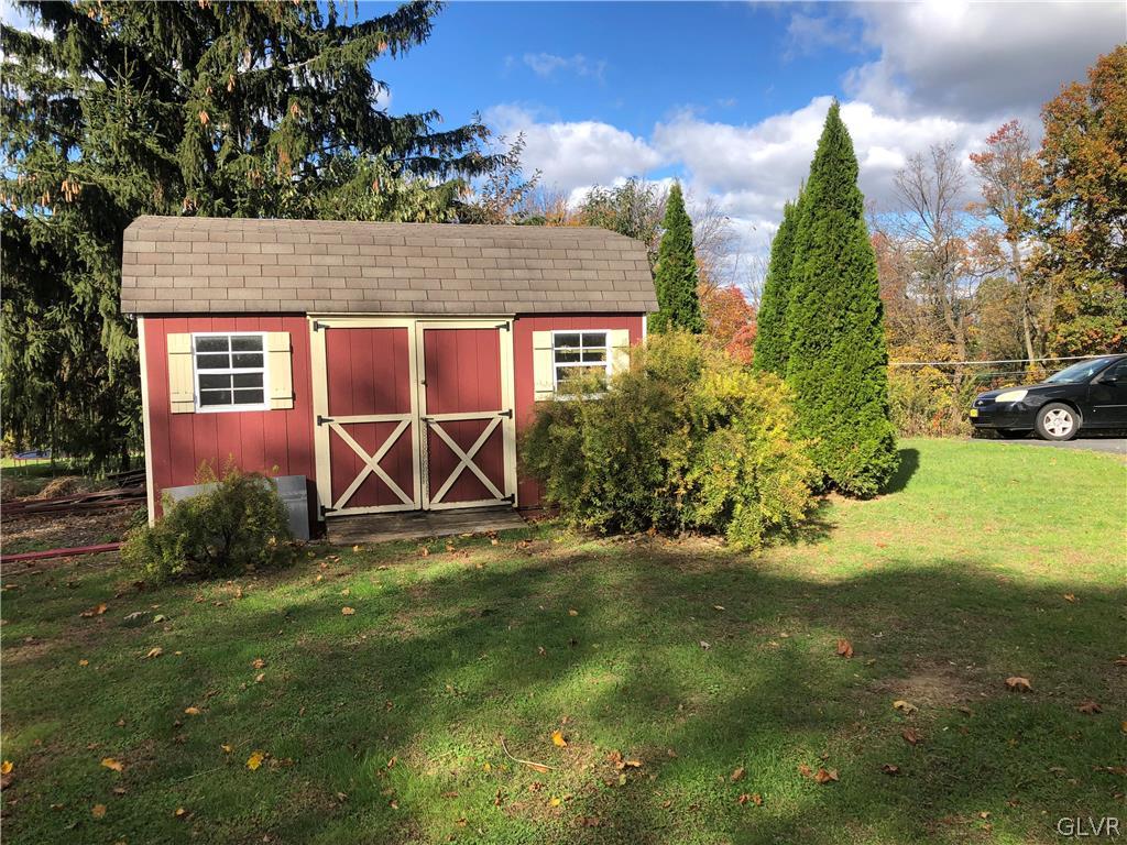 170 Diehl Road Easton, PA 18042 - Photo 3 of 8 Gallery Image 3