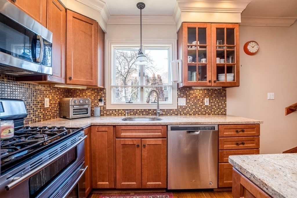 13 Altoona Road Dedham, MA 02026 - Photo 14 of 36 Gallery Image 14