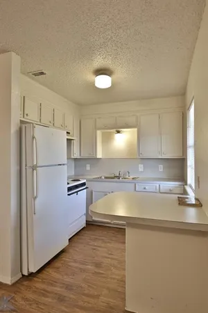 $900 | 207 Taylor Street, Unit 6, Merkel, TX 79536