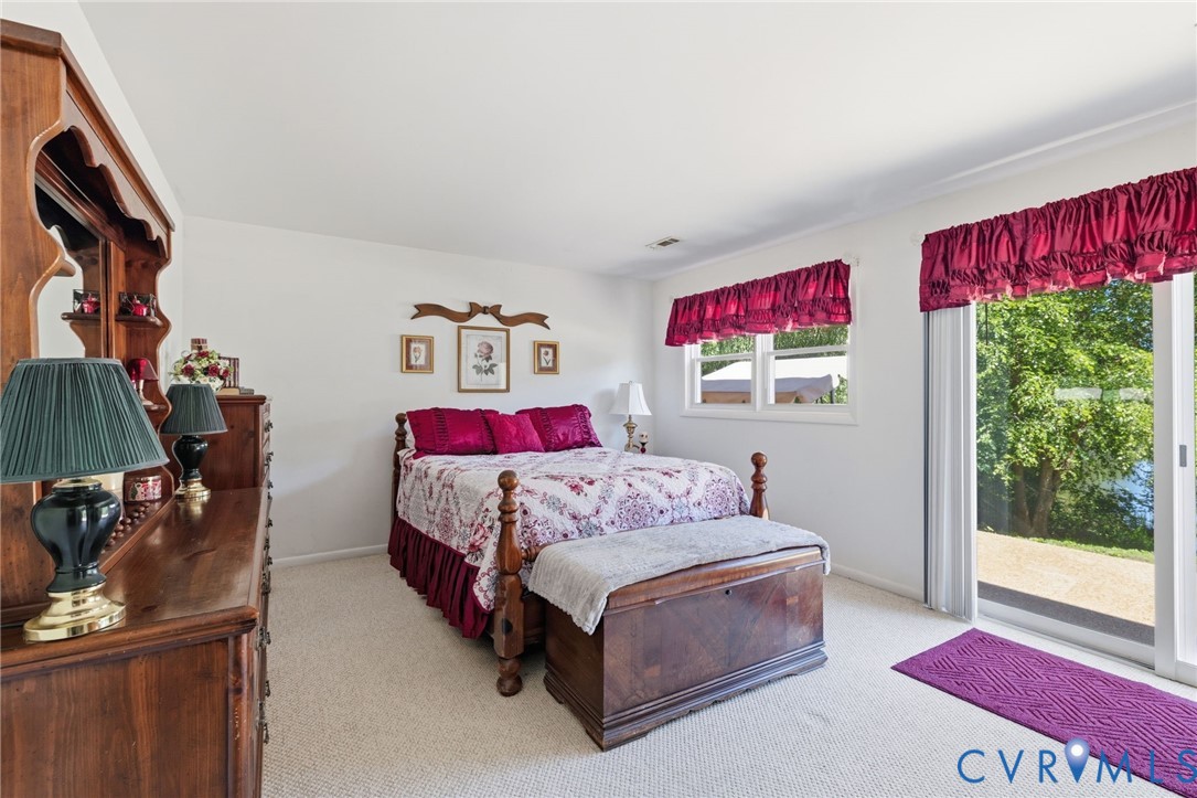 4512 Forrestal Road Chester, VA 23831 - Photo 34 of 47