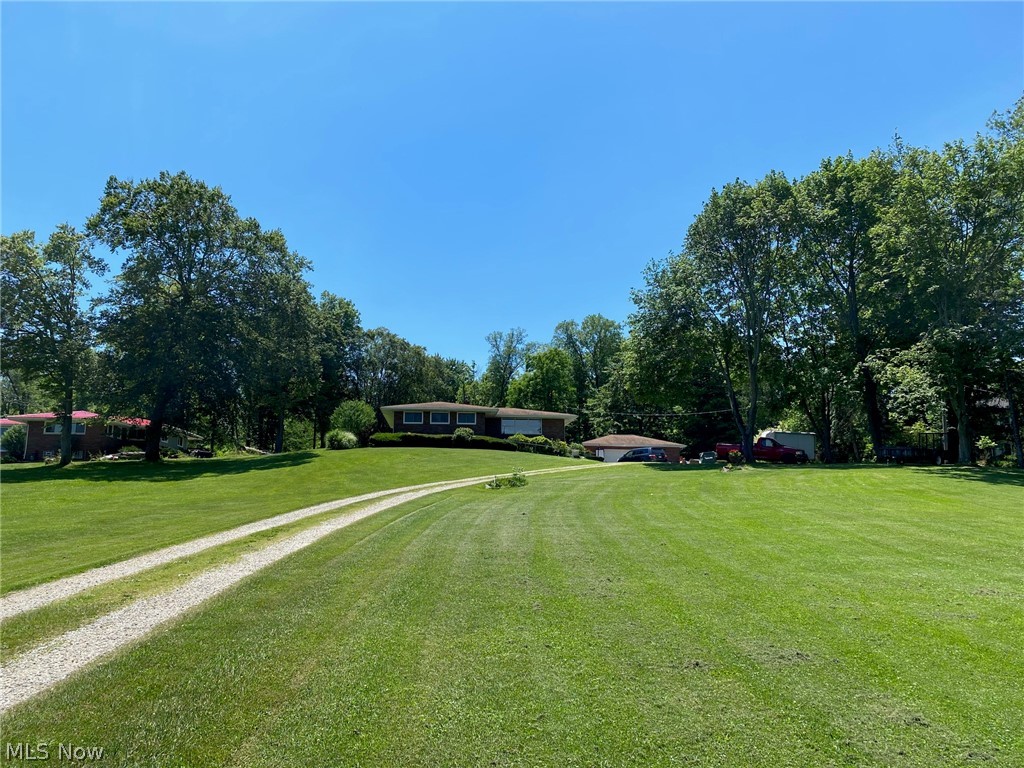3860 Paradise Road Medina, OH 44256 - Photo 2 of 35 Gallery Image 2