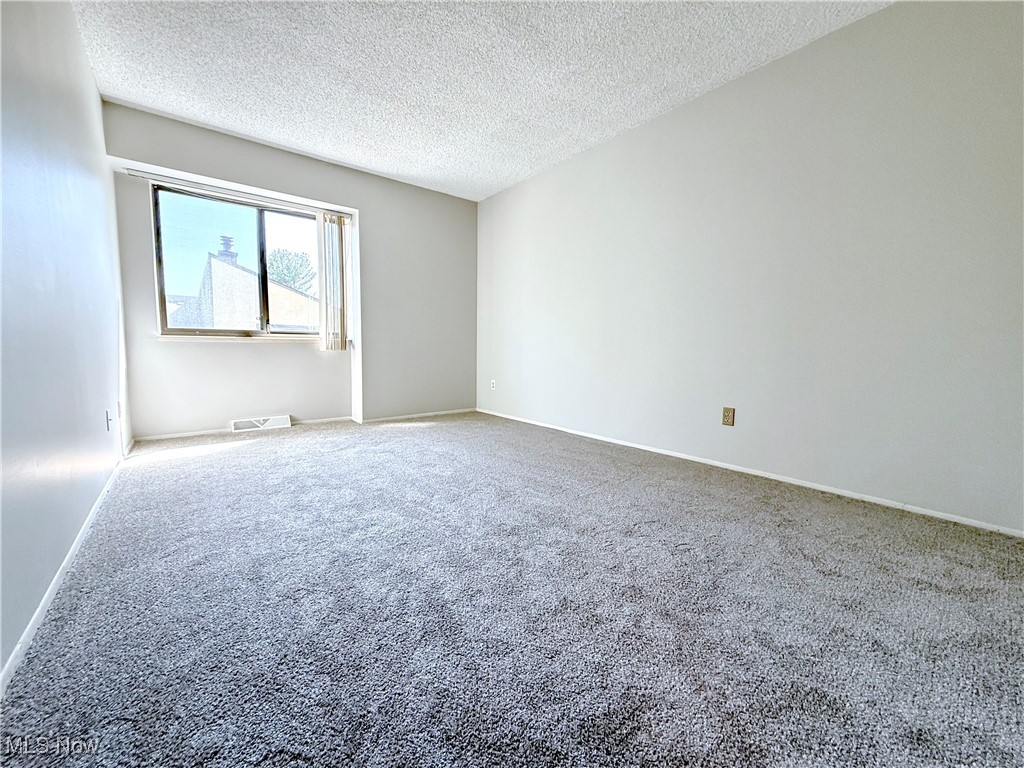 953 Hampton Ridge Drive Akron, OH 44313 - Photo 19 of 43 Gallery Image 19