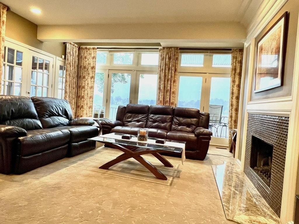 22 Union Point Road, Unit 22 Webster, MA 01570 - Photo 14 of 40
