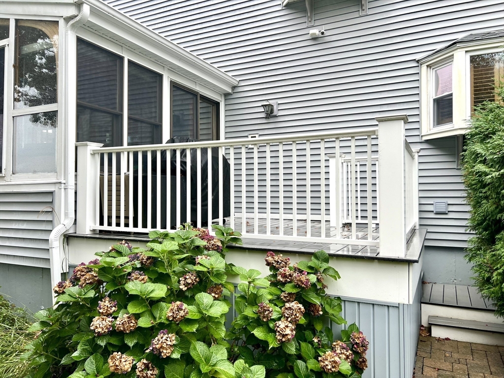 22 Union Point Road, Unit 22 Webster, MA 01570 - Photo 7 of 40