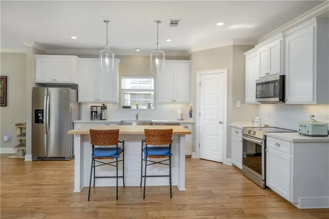 $410,000 | 408 Sky Blue Drive, Pineville, LA 71360