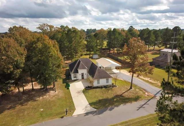 $410,000 | 408 Sky Blue Drive, Pineville, LA 71360