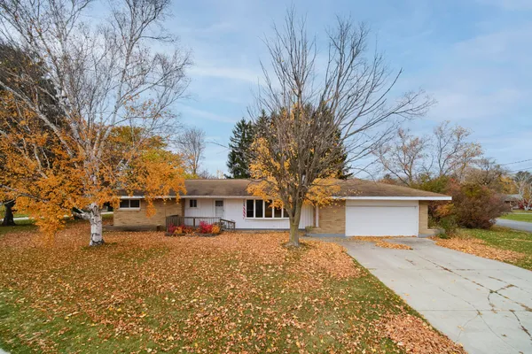 $285,000 | 202 West Maple Avenue, Scottville, MI 49454