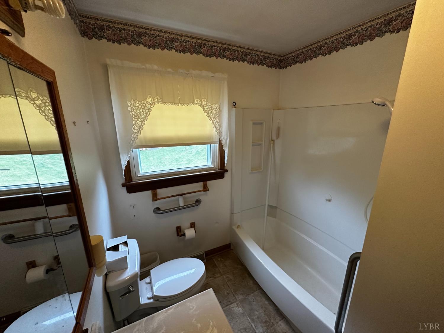 269 Thomas Road Madison Heights, VA 24572 - Photo 19 of 34 Gallery Image 19