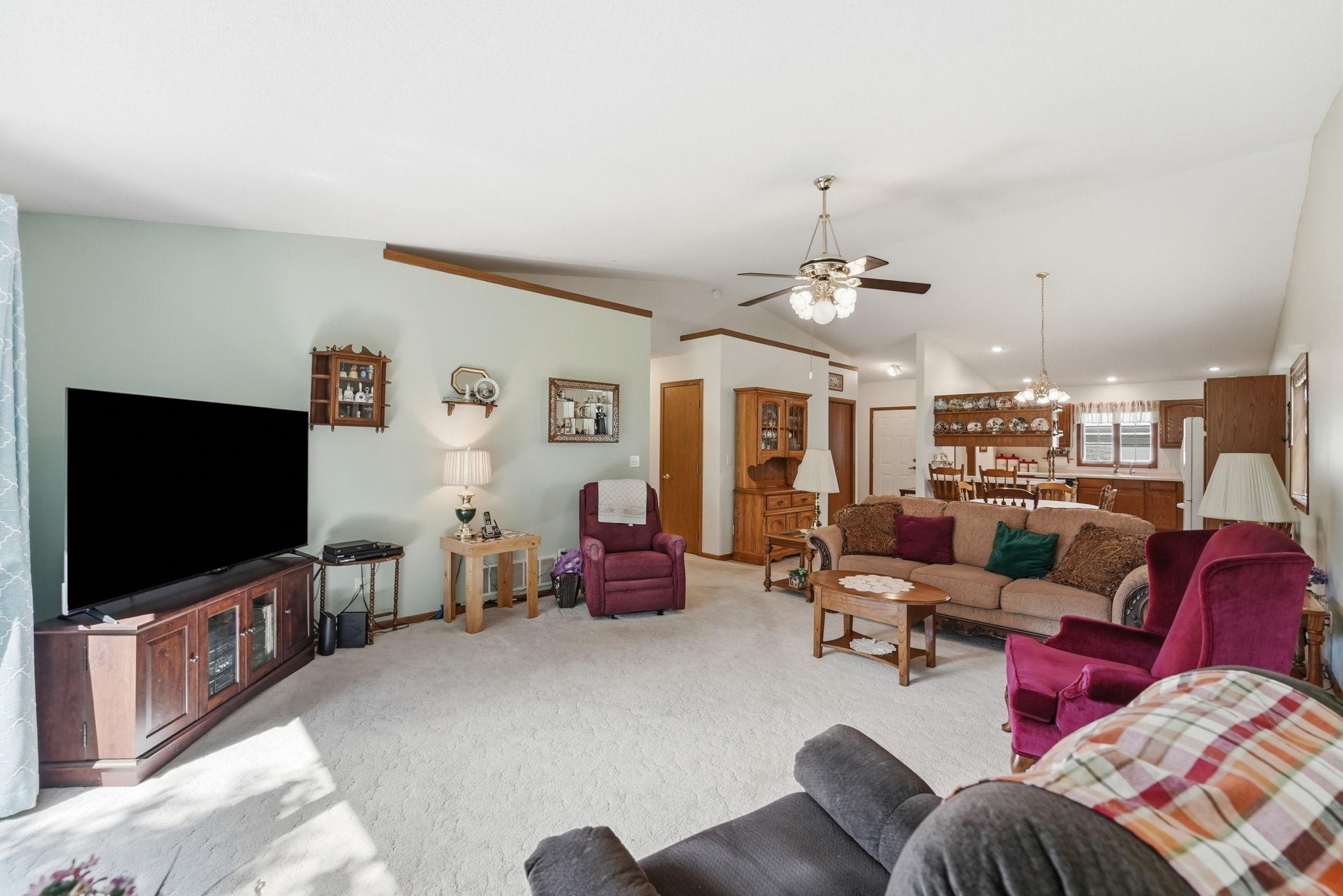 2706 9th Street Southwest Willmar, MN 56201 - Photo 22 of 36