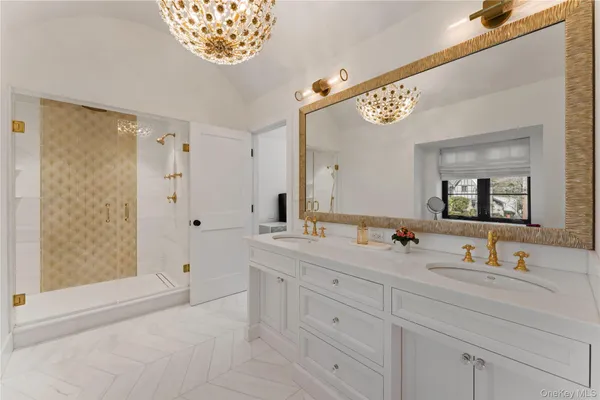 $3,595,000 | 10 Rutland Road, Scarsdale, NY 10583