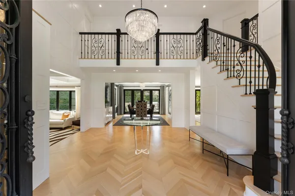 $3,595,000 | 10 Rutland Road, Scarsdale, NY 10583