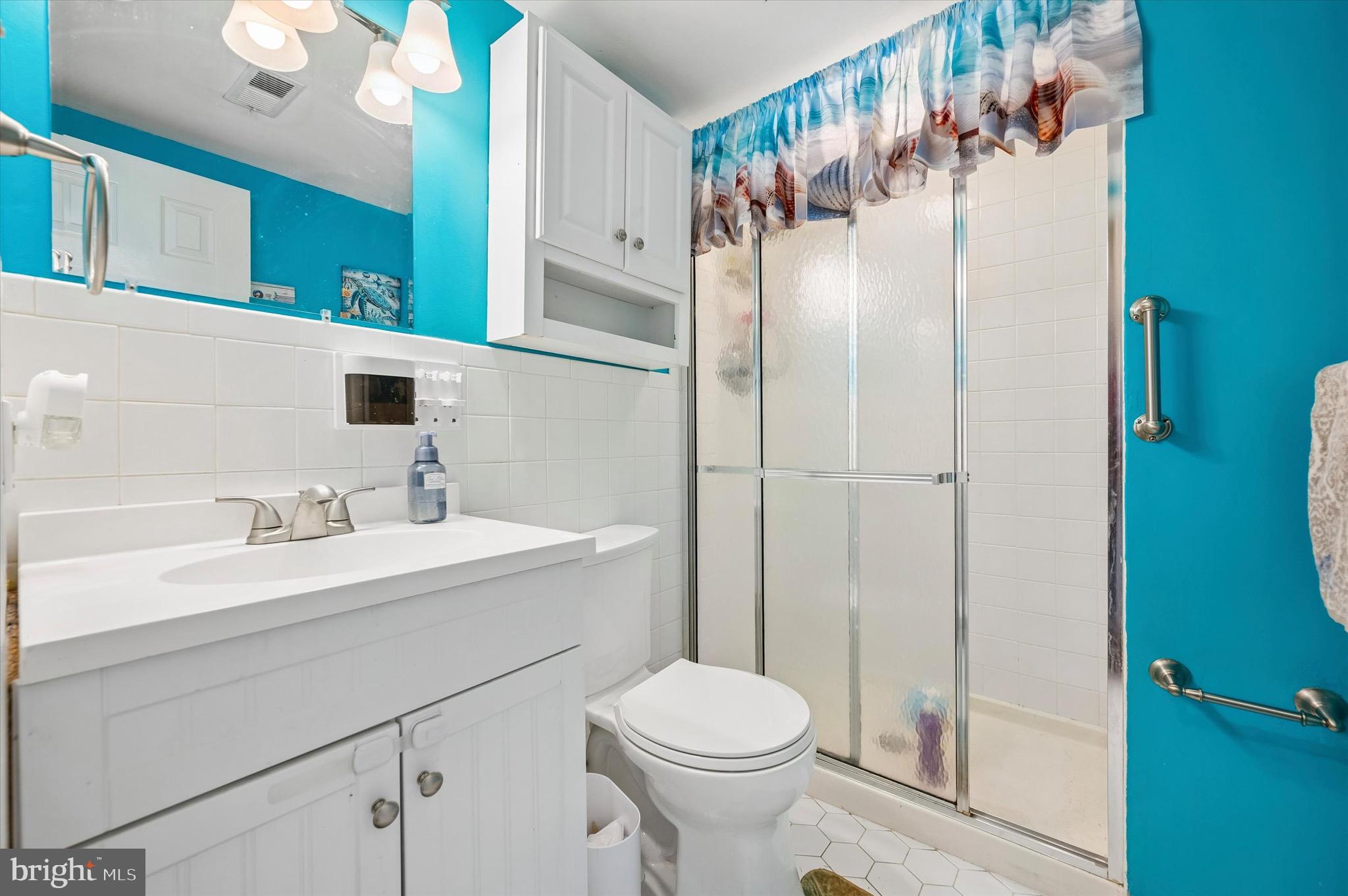 13036 Richwood Road Philadelphia, PA 19116 - Photo 19 of 29 first floor bathroom