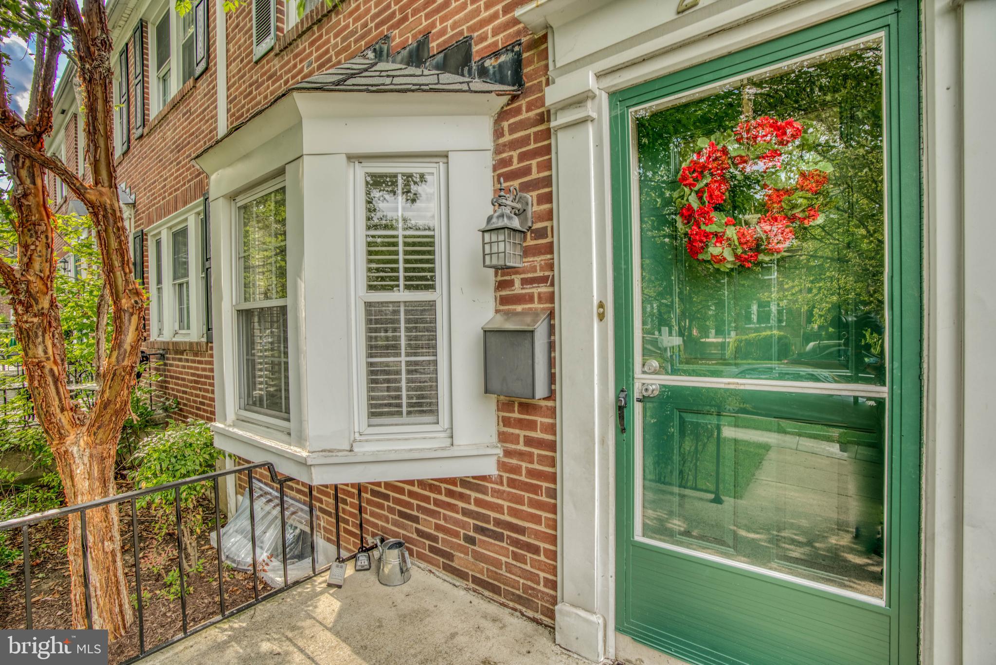 220 Overbrook Road Baltimore, MD 21212 - Photo 3 of 40