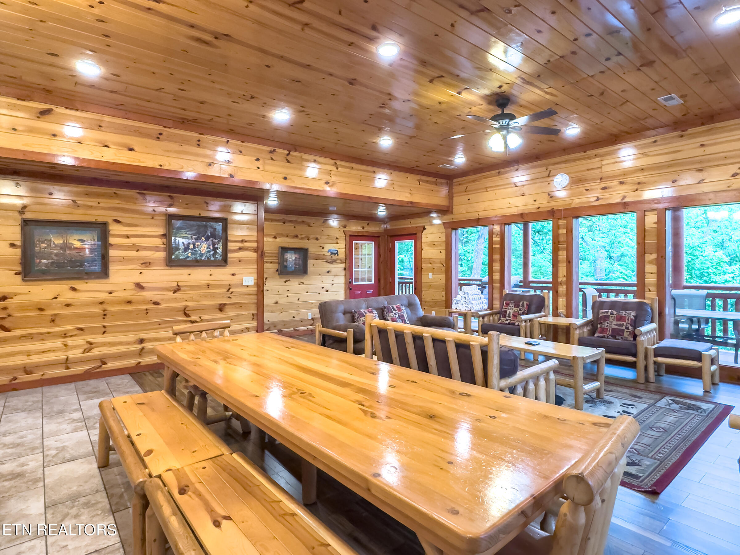 2316 Boulder Way Sevierville, TN 37862 - Photo 12 of 60 dining room