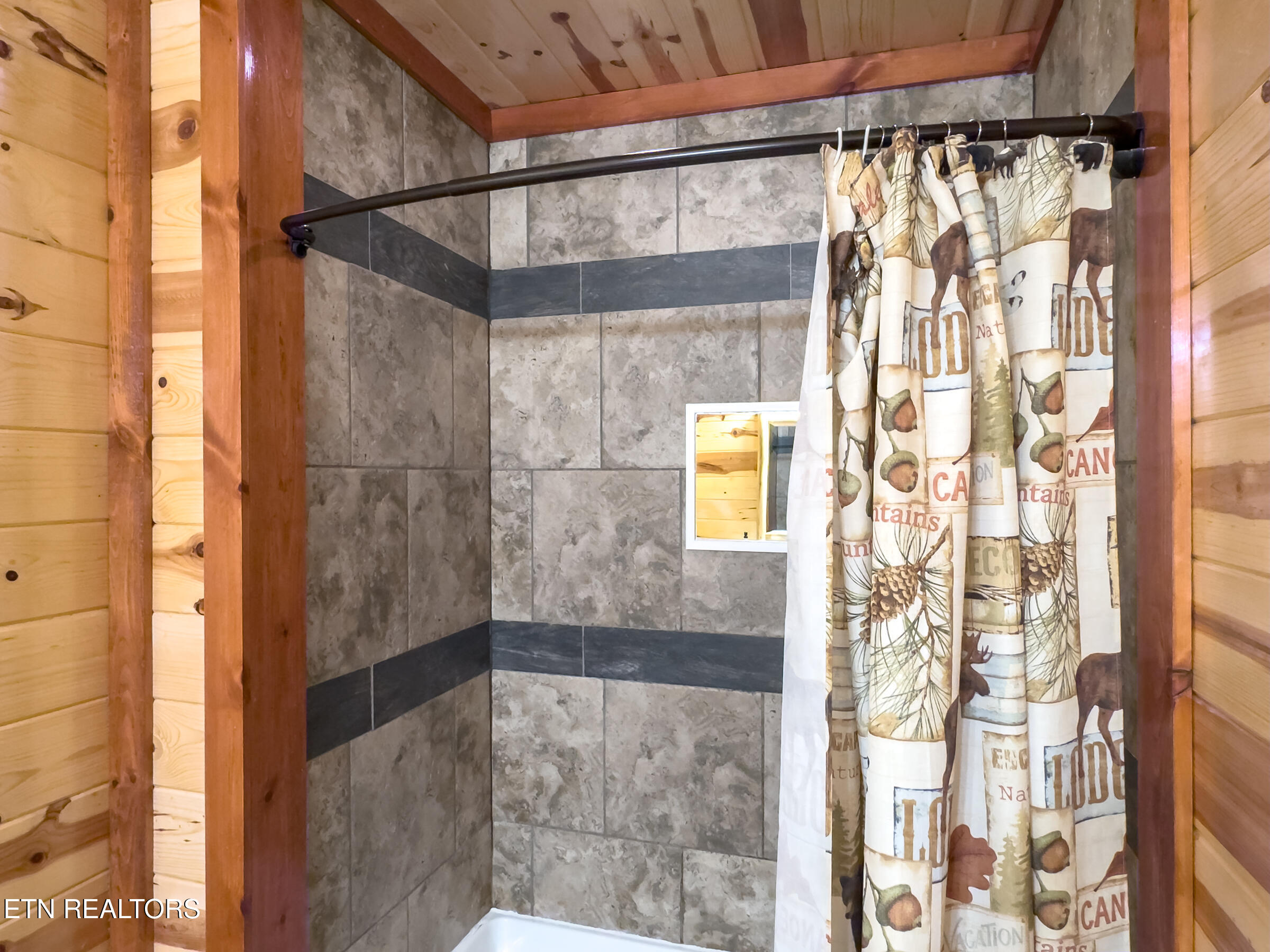 2316 Boulder Way Sevierville, TN 37862 - Photo 40 of 60 bathroom 3-2