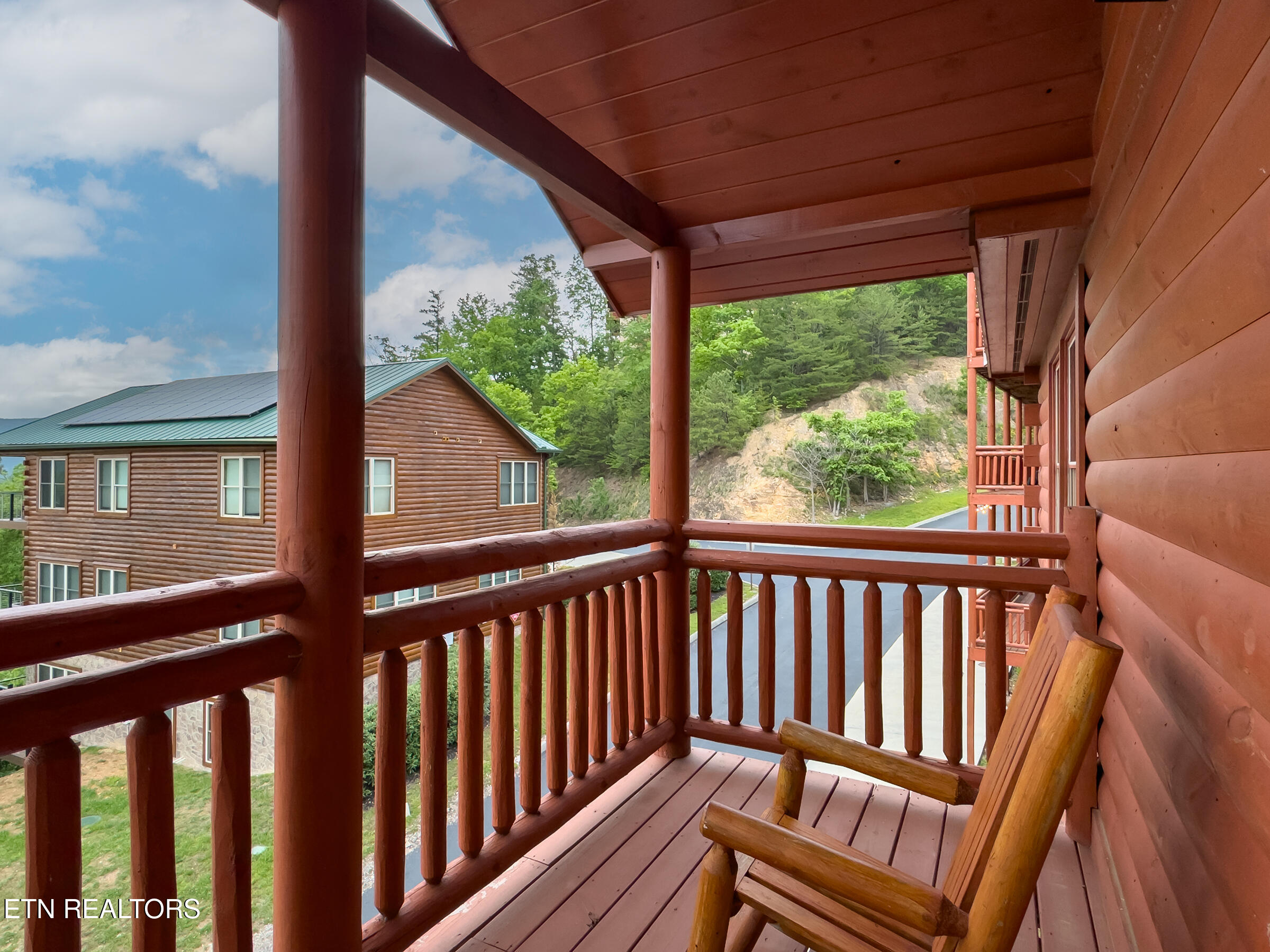 2316 Boulder Way Sevierville, TN 37862 - Photo 59 of 60 front deck 2